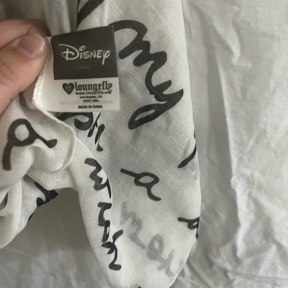 Elegant Script Print Scarf - Picture 7 of 8